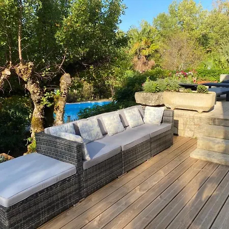 Holiday home Maison Charmante A Avec Piscine Privee *